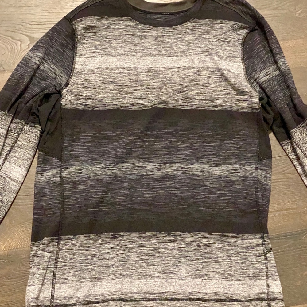 lululemon thermal athletic shirt